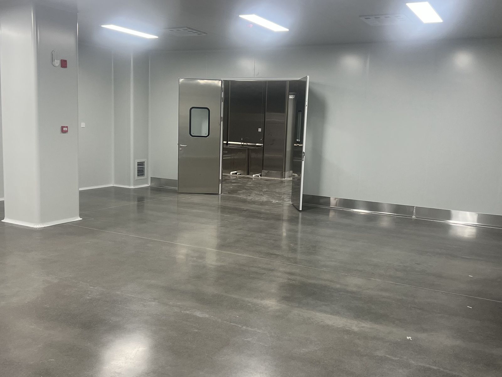 臻味源食品车间净化板工程案例